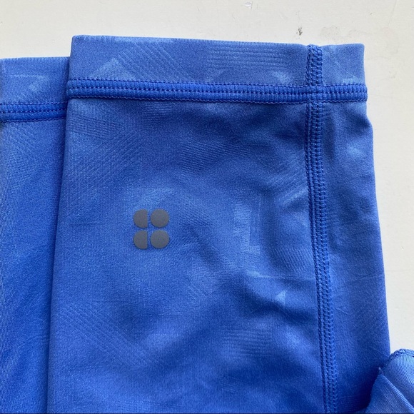 Sweaty Betty all day embossed 7/8 leggings, size XS - Picture 8 of 8